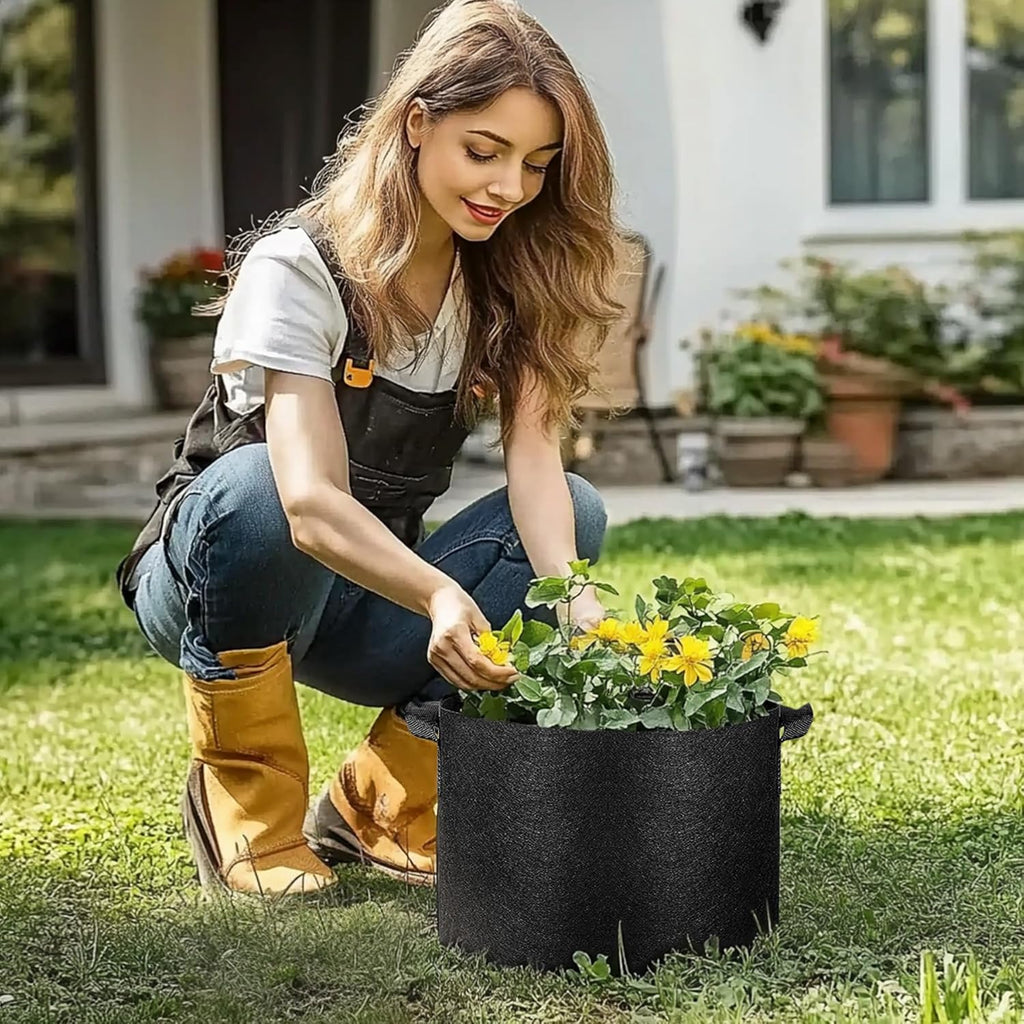 Fabric Plant Grow Bags with Handle 10 Gallon Pack of 5, Heavy Duty Nonwoven Smart Garden Pot Thickened Aeration Nursery Container Black for Outdoor Potato, Tomato, Chili, Carrot and Vegetables